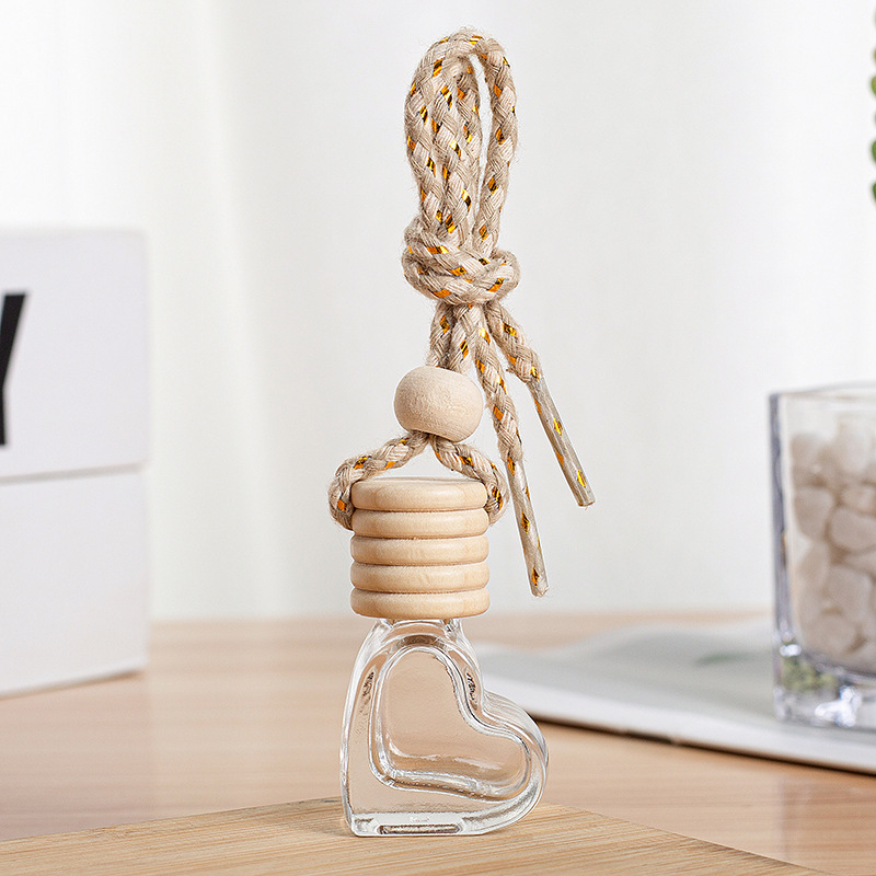 F New 7ml Hanging heart Shape Glass Car Perfume Bottles 6ml Empty car Diffuser Car hanging perfume bottle with wooden cap