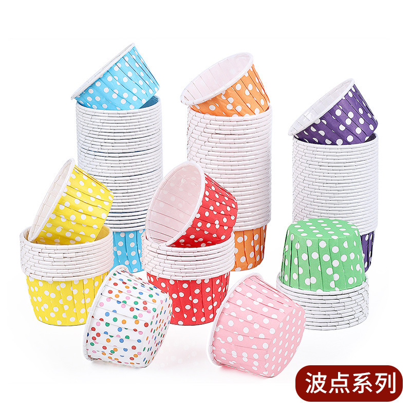 Wholesale Disposable Muffin Cups Edge Curl Coated Paper Dots Decorating Baking Moulds 50PCS Cupcake Liners