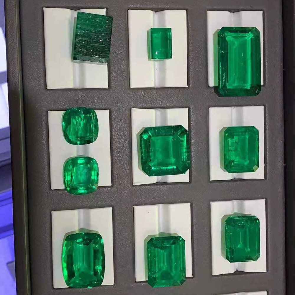 Qianjian Jewelry Wholesale AAA Top Quality Emerald Cut Colombian Rough Emeralds