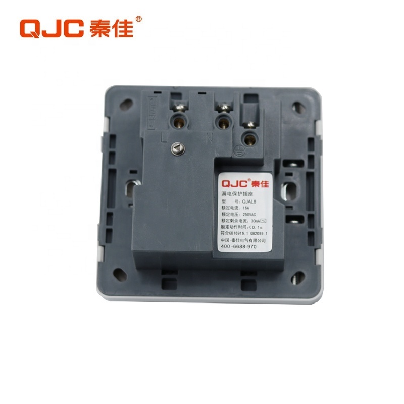 QJC Direct Sales New Designed Switched Electrical Socket Switch And Socket