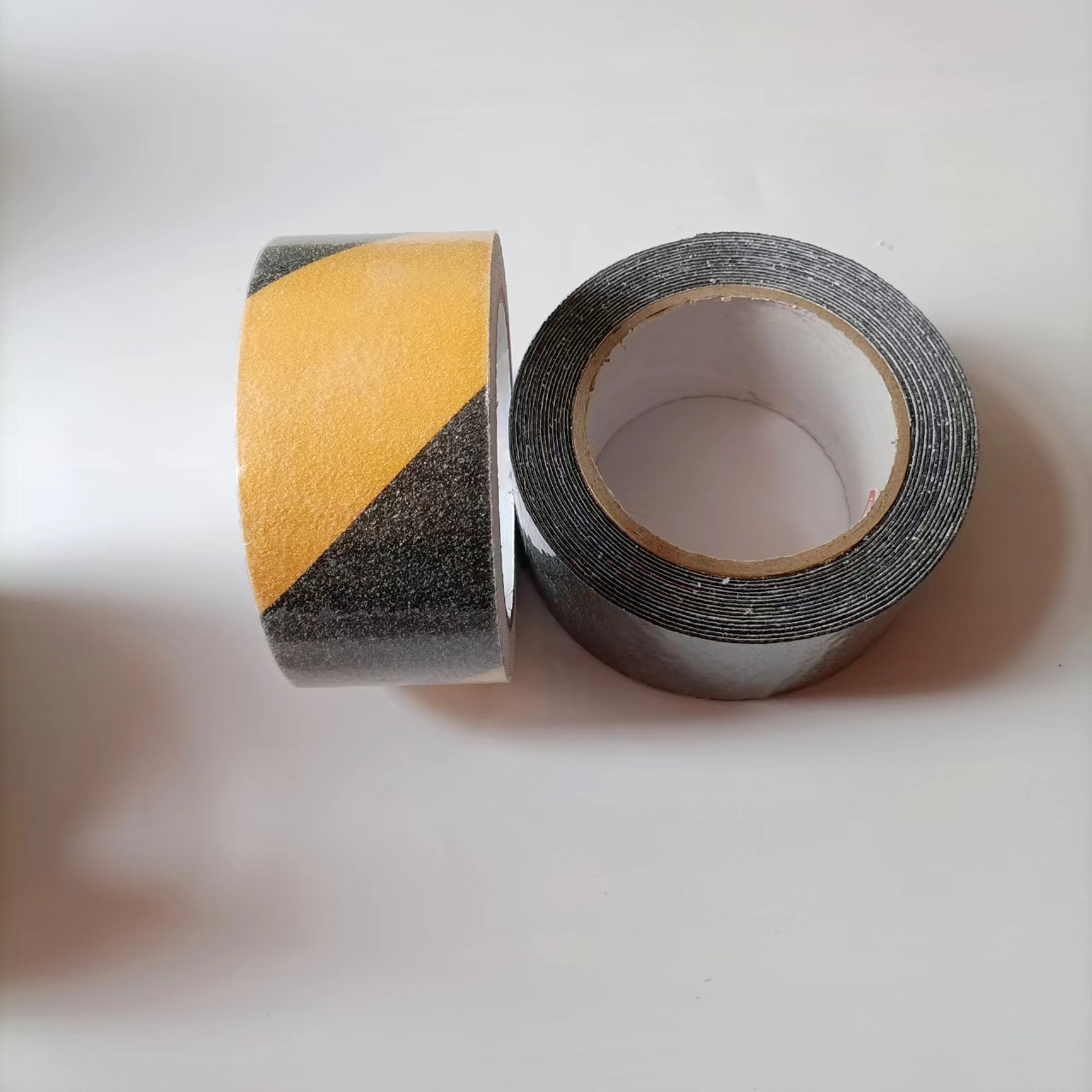 High Quality black and glow tape luminous strip anti slip tape Anti skid tape with Customized Size