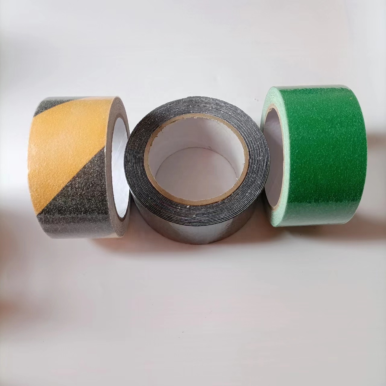 High Quality black and glow tape luminous strip anti slip tape Anti skid tape with Customized Size