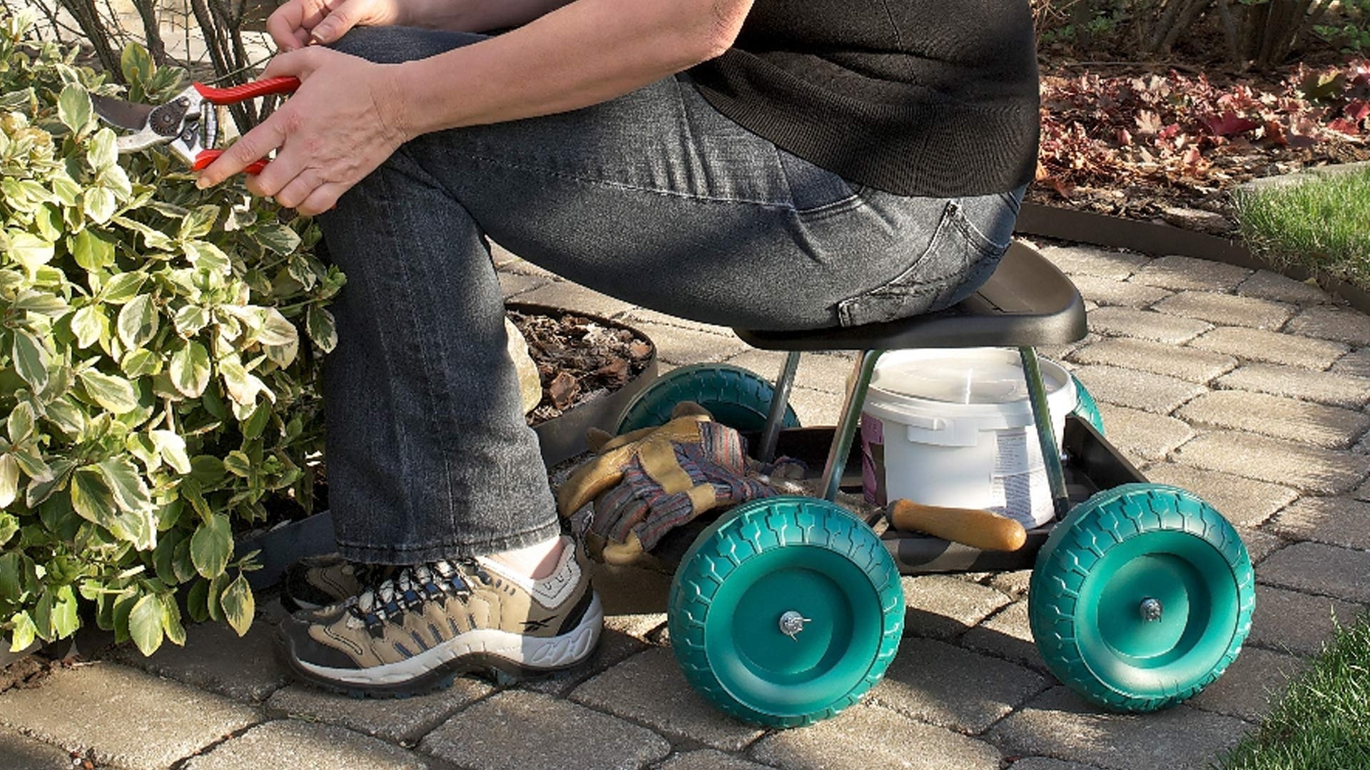 Rolling Gardening Chair Cart with Wheels Full Range Swivel Seat with Adjustable Height Utility Tool Tray