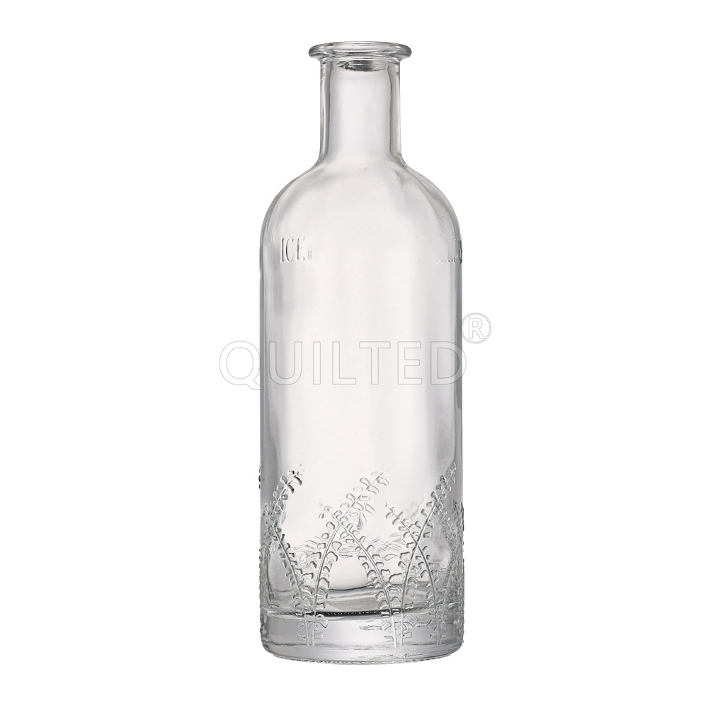 Extra white flint 700 ml Empty Liquor Embossed Glass Bottles Vodka Spirit glass bottle with stopper