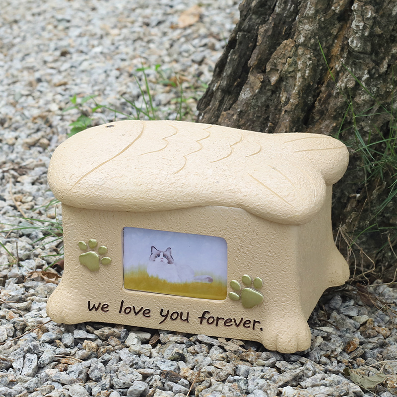 TTT Hot Sale Resin Funeral Memorial Cremation Solid Box Dog Casket Urne Dieren Ceramic Pet Urns for Dog Cat