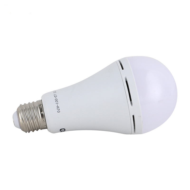 Home and outdoor use 9 Watt Emergency Bulb Rechargeable Light E26 B22 E27 Battery Operated LED Light Bulb