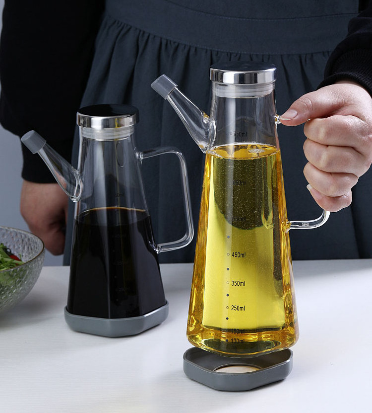 Kitchen 500ML 750ML transparent glass oil jug with glass handle for vinegar sesame oil