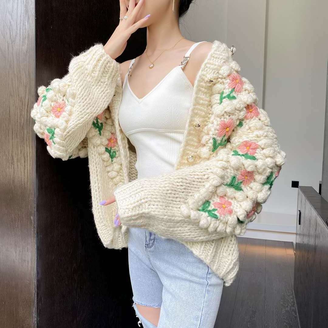 Factory Readymade Thick Women Popcom Cardigan Outwear Handmade Knit Sweater Coat For Ladies