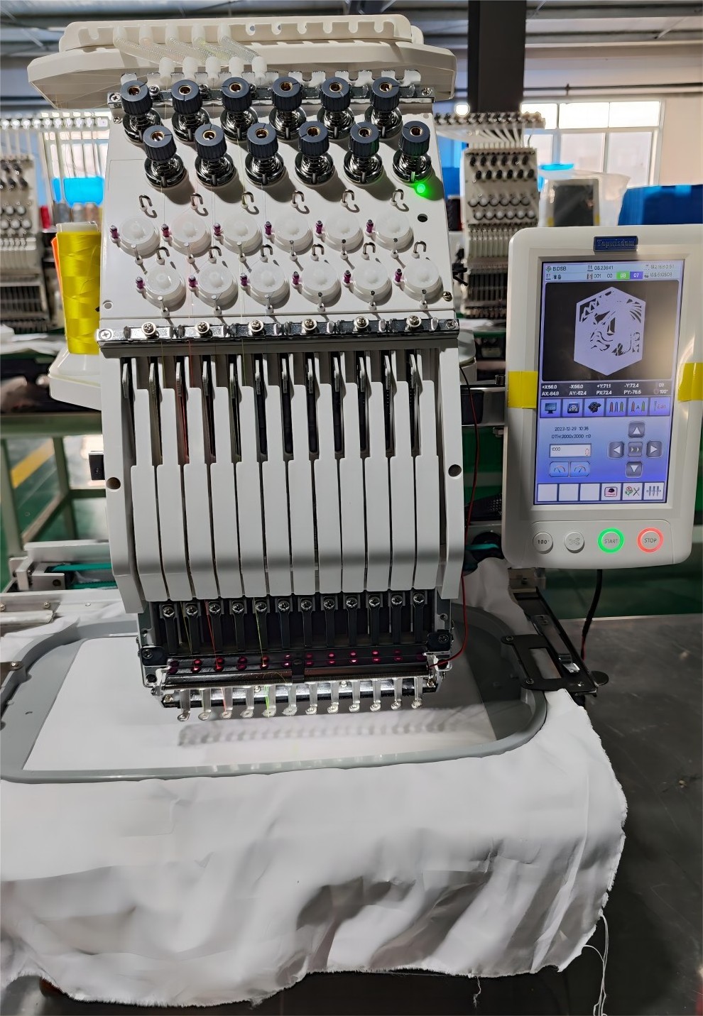 QS-1201S Single Head Computerized Embroidery Machine Computer for T shirt logo label Embroidery Machine