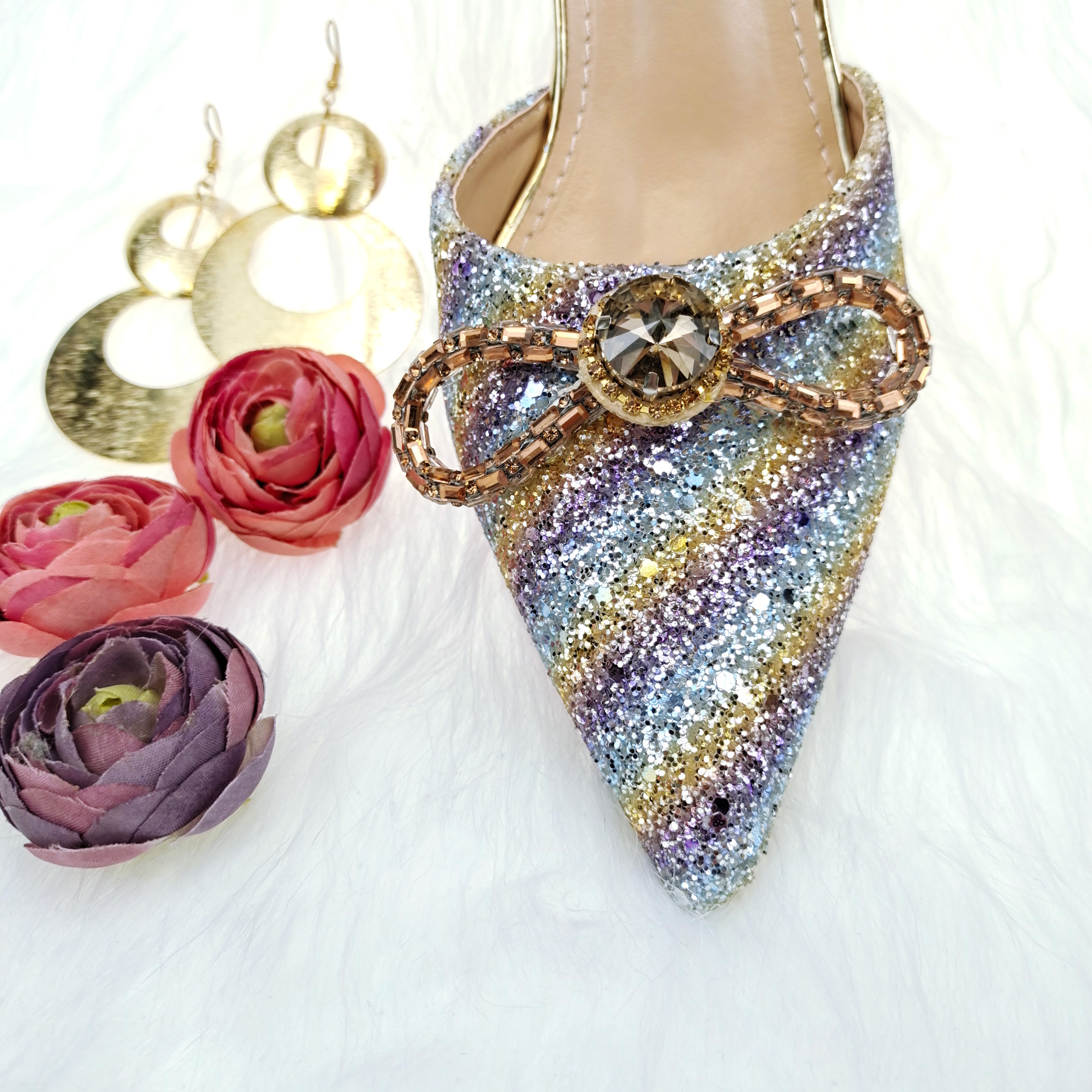 Italian Design Stylish Pointed Toe Heels, Crystal Sequins And Bow Stripe Design, Elegant Ladies' Sandals And Bag Set