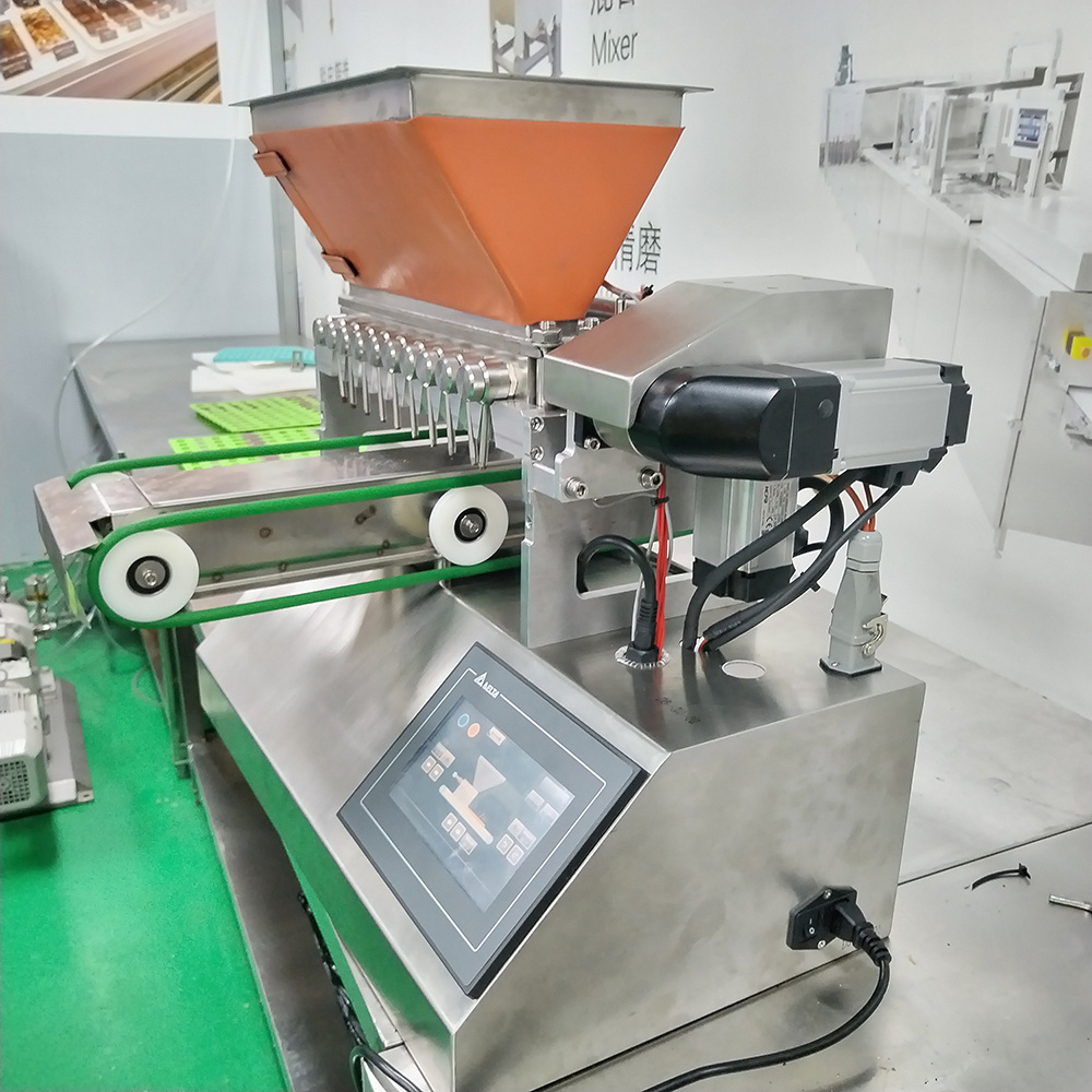 Automatic Small Scale Gummy Making Equipment Candy Maker soft candy chocolate filling machine gummies depositor machine