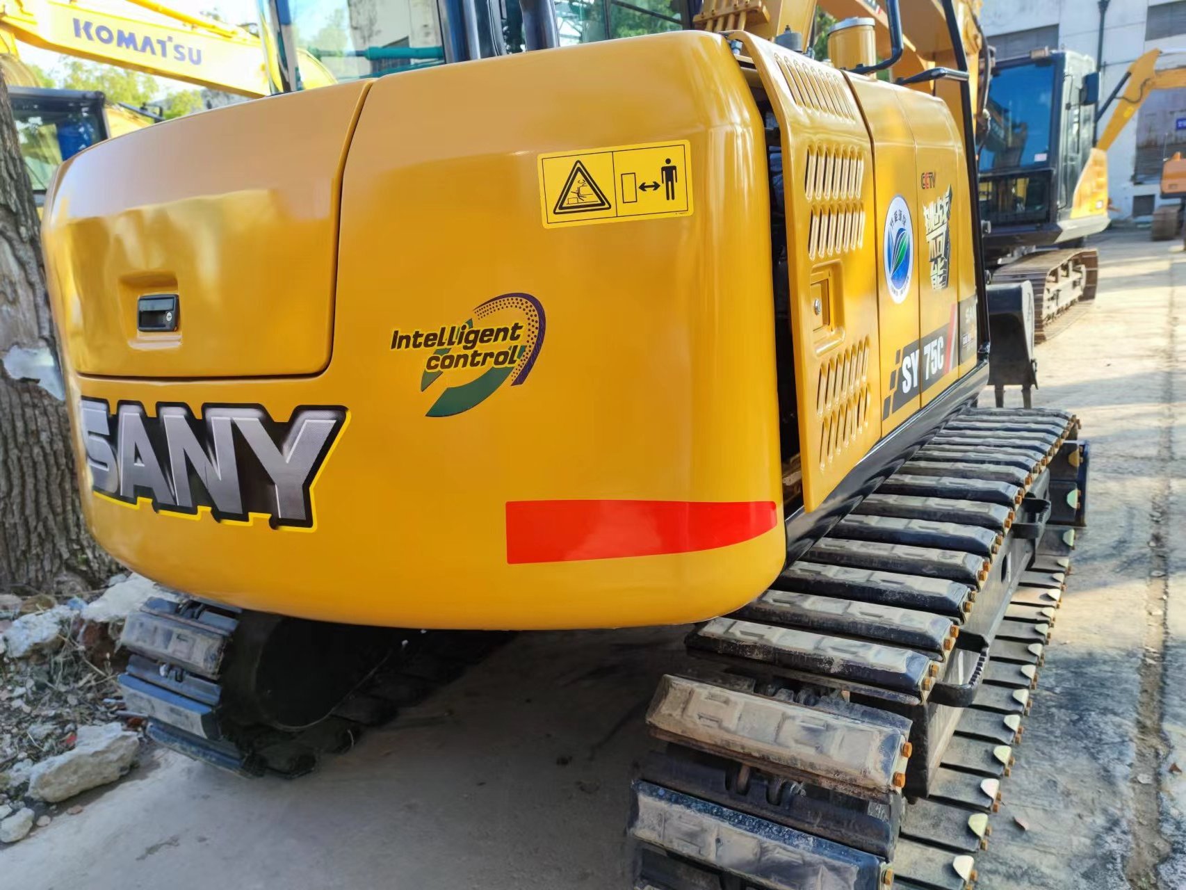 Used SANY 75 SY75C excavator original 7 ton mini digger second-hand machine with cheap price for sale