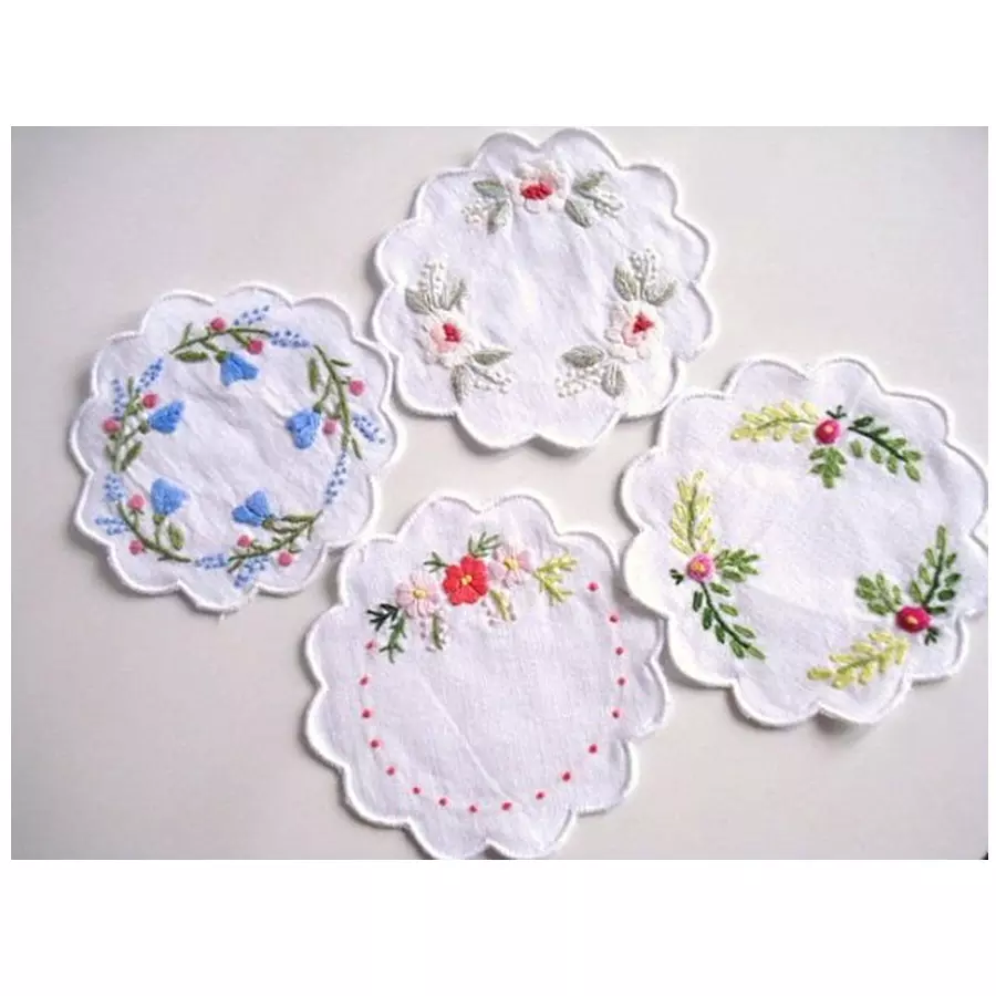 Custom Embroidery Flowers Doily High Quality Embroidery Scallop Border Mats 100% Cotton Luxury Quang Thanh Embroidery