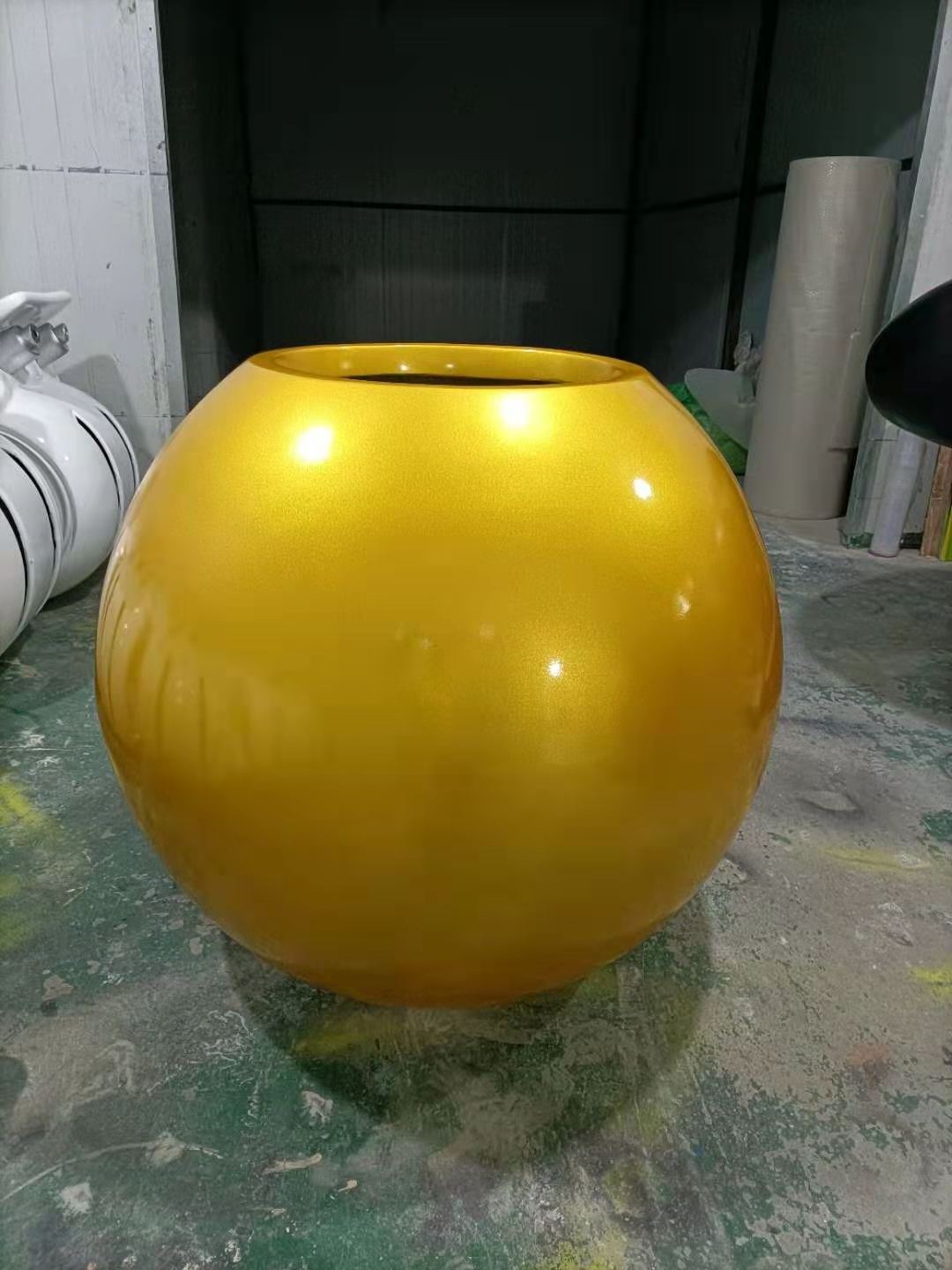 Customized Sphere Flower Pot Planters Outdoor Full Fiberglass or Fiber Clay Pots