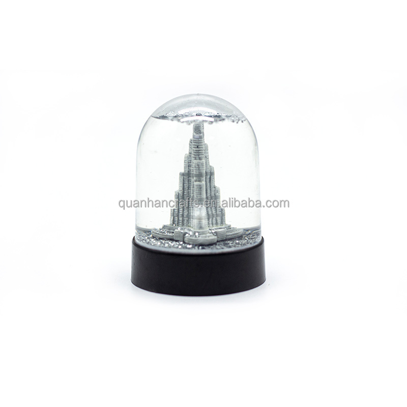 Resin Dubai plastic snow globe souvenir gift items diy plastic snow globe