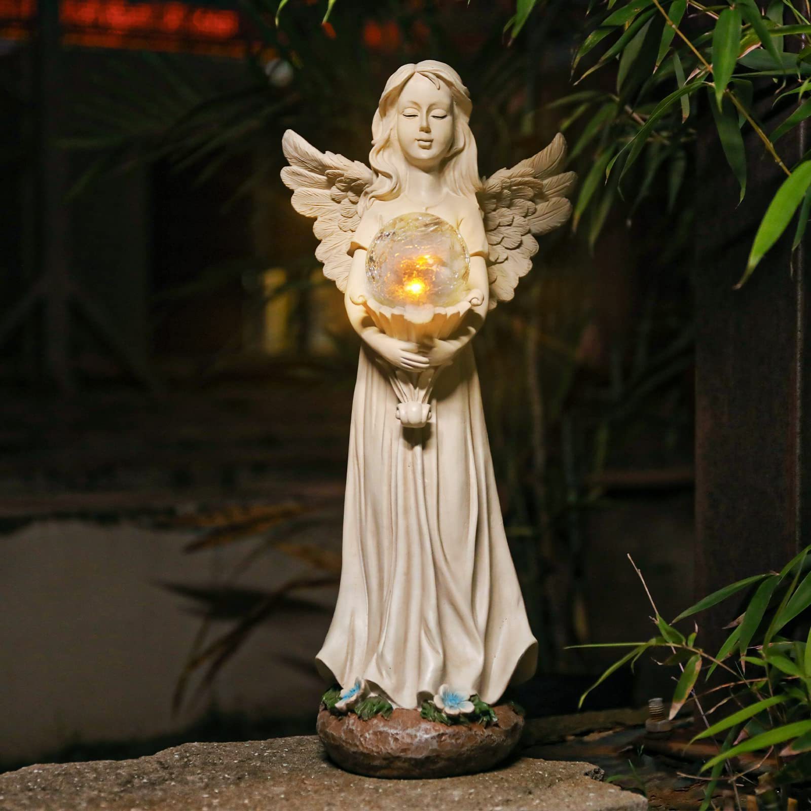 Guardian Angel Statue for Garden Statue, Gardening Gifts for Mom Grandma Lawn Ornaments Figurines for Outdoor Decor