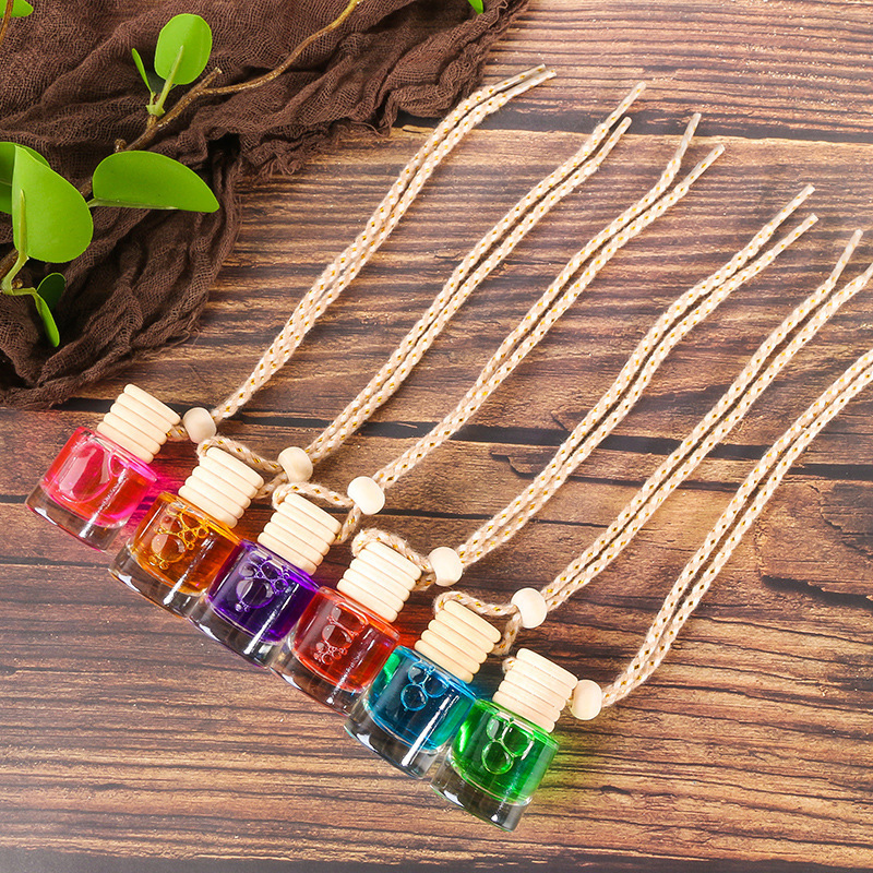 Car perfume bottle Creative in-car aromatherapy pendant Car decorative pendant wholesale