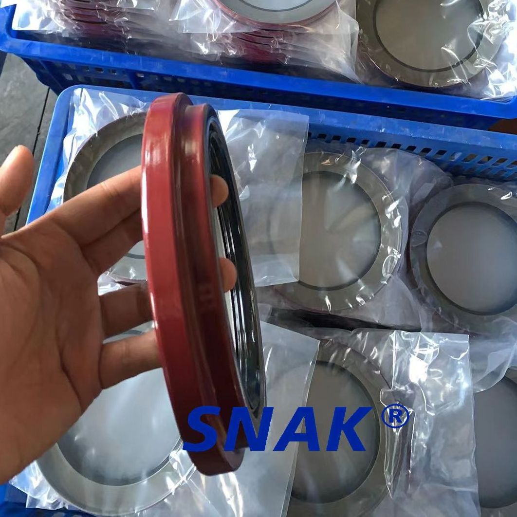 SNAK Truck Wheel Hub Repair Seals 370069A Oil Bath Drive Axle Wheel seals Truck Oil Seal