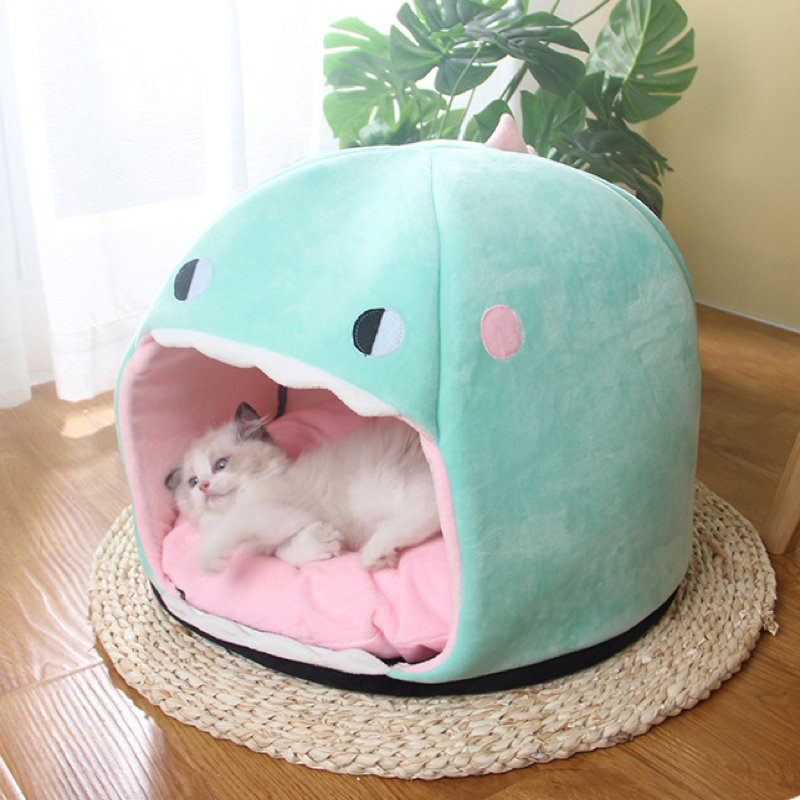 Hot Selling Shark Style Warm Pet Nest Cat Cave Soft Plush Pet Cat Bed with Bottom Drop Plastic Design