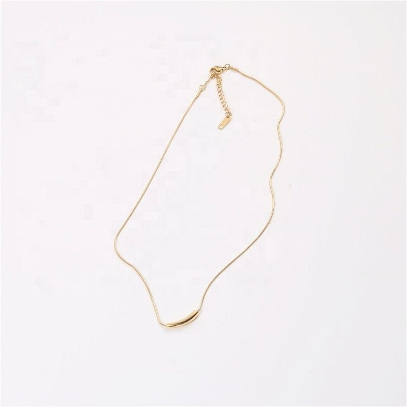 18k Gold Plated Minimalist Bar Pendant Necklace Stainless Steel Necklace Tarnish Free Gold Jewelry Wholesale