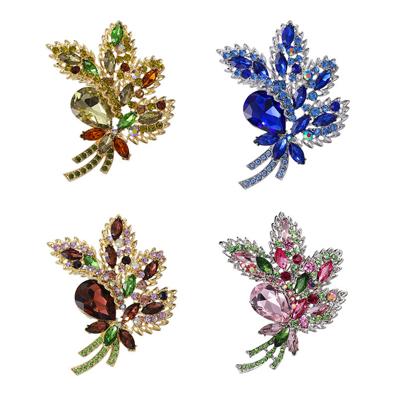 New Design Sense Crystal Flower Brooch Alloy Rhinestone Safety Pin For Women Girl Accessories