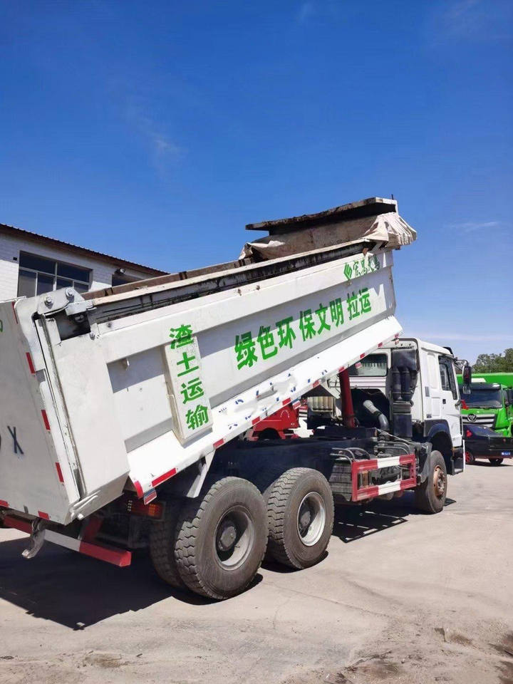 Sinotruck 10 Wheel Howo Trucks LHD /RHD Dump Truck Weichai Engine Dumper Trucks Cheap price for sale