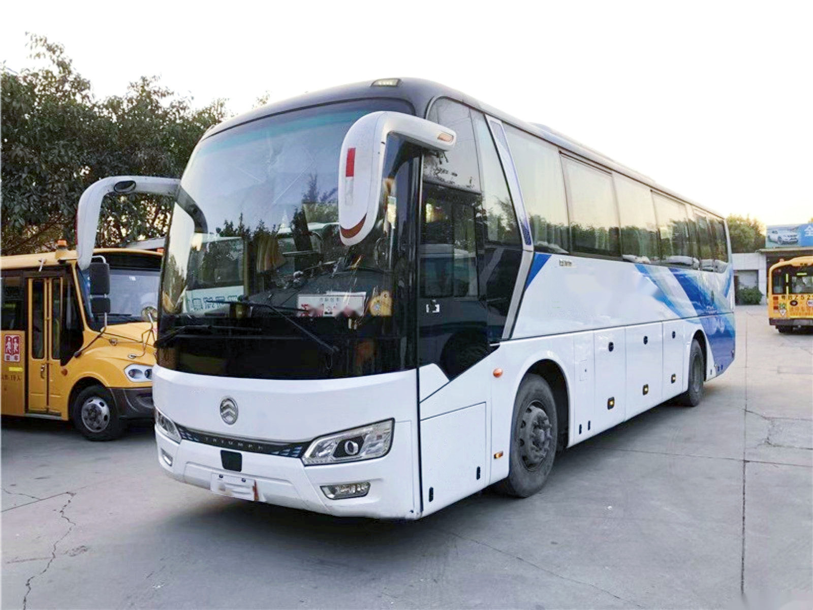 Used Golden Dragon Diesel Oil Bus Double Automatic Door 11m City Bus 48 Passenger Bus For Sale