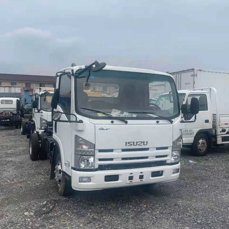 Isuzu 4x2 Light Cargo Truck Chassis 5Ton  Single Cab Small 4x2 Chassis Truck L/RHD AMT