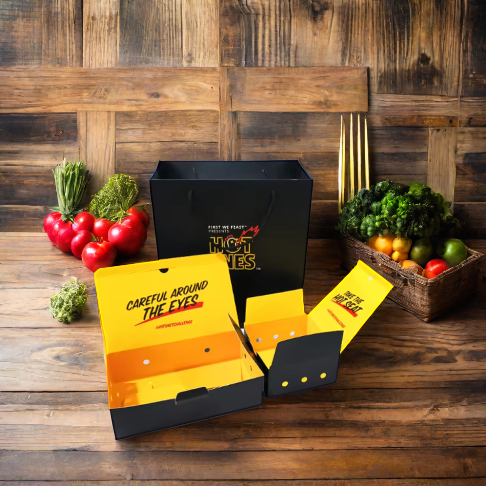 Customized Korean Paper Fast Food Packaging Take-Away Food Grade Carton Hot Dogs French Fried Chicken Gold Foil Embossing