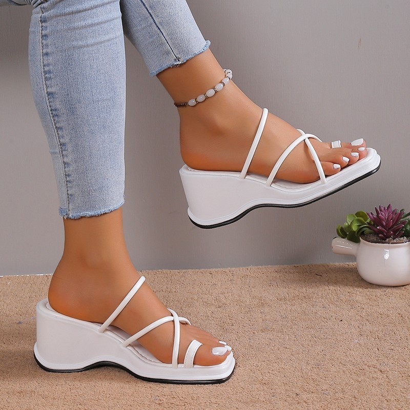 QuiteS 2023 Platform Slip-On Sandals Women'S Wedge Sandals With Thin Strap Beach Shoes Korean High Heel Shoes