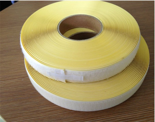 RTS 30% nylon 70% polyester 25MM black and white hook and loop adhesive magic tape with strong rubber adhesive glue for paper