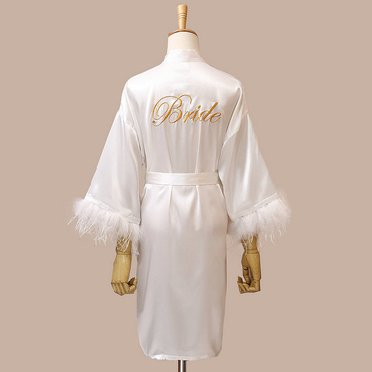 Qushine Latest Bridal Wedding Feather embroidery Robe For Bride And Bridesmaid Wear robe de mariage 2022