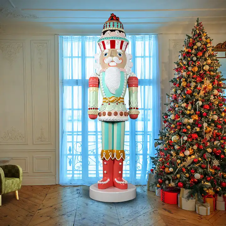 High Quality Resin Christmas Nutcracker Statue Large Fiberglass Christmas Nutcracker Soldier Statue