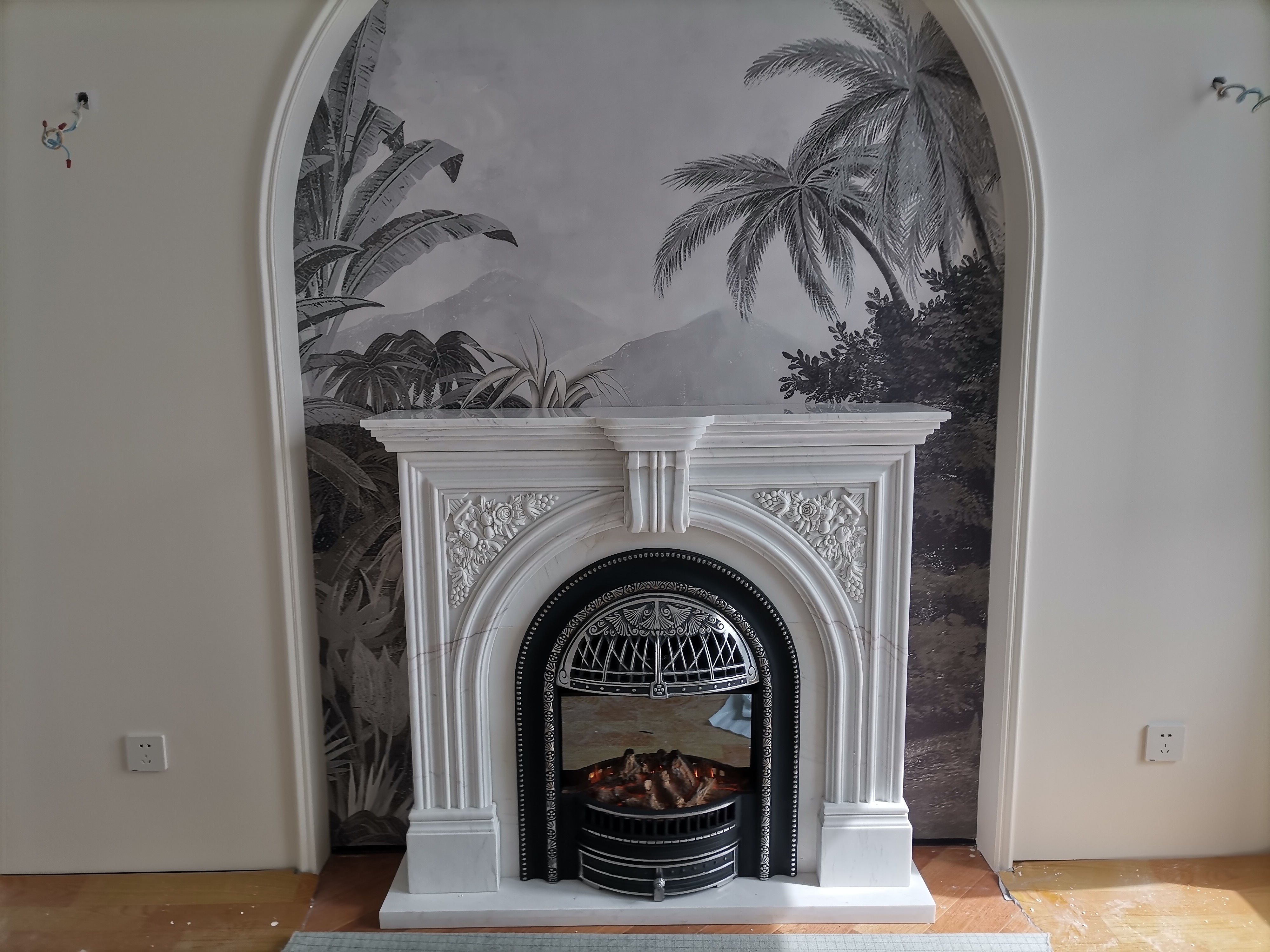 Modern White Indoor Carrara Stone marble Fireplace  Hand Carved  Carrara White Marble Fireplace Mantle Surround Stove