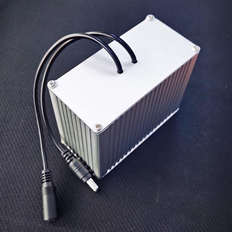 18V 18.5V 5200mAh 5S2P 18650 rechargeable lithium ion li-ion battery pack with Aluminum Case and 5521 DC male female Jack Plug