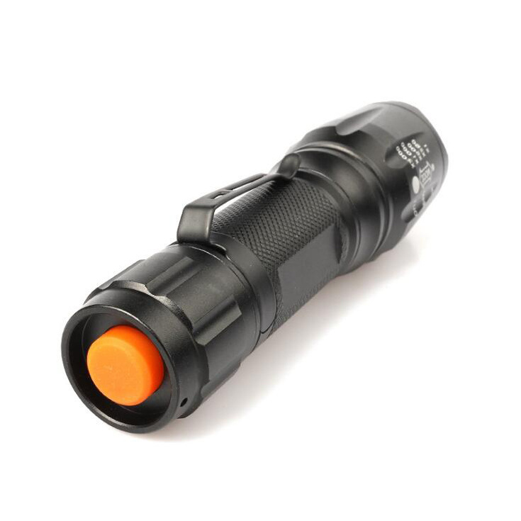 QXMOVING Powerful Handheld LED Emergency Light Rechargeable Mini Zoom Waterproof Tactical Flashlight 1000 lumens