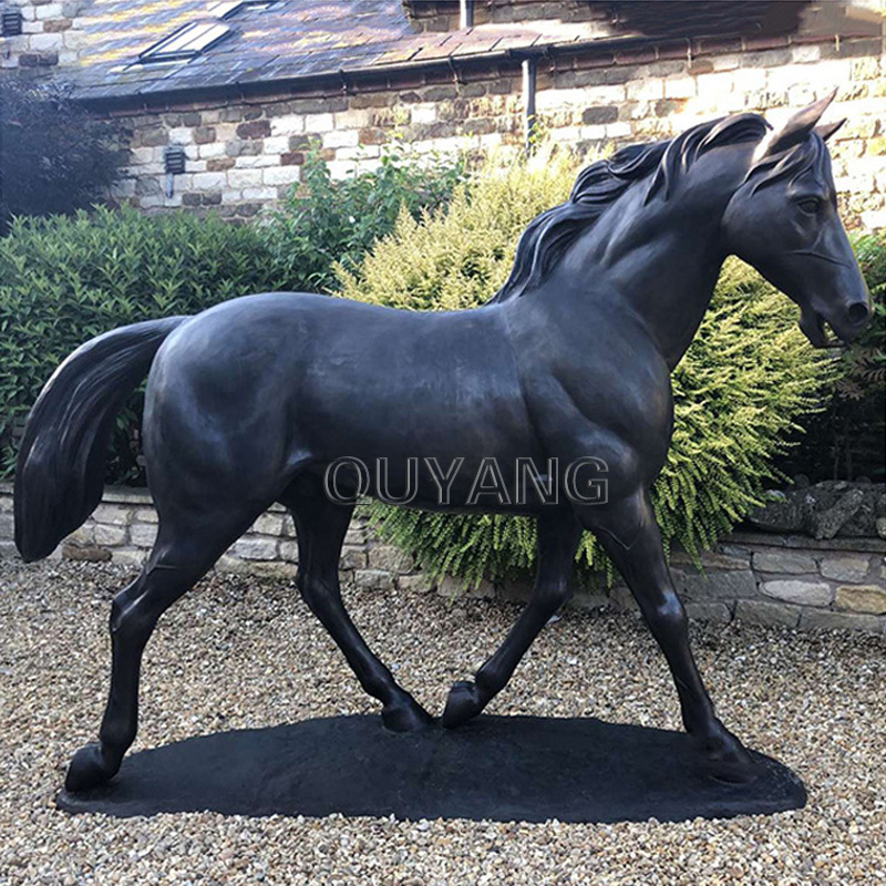 QUYANG Modern Design Outdoor Life Size Metal Decoration Garden  Bronze  Horse Statue Giant Brass Animal Sculpture