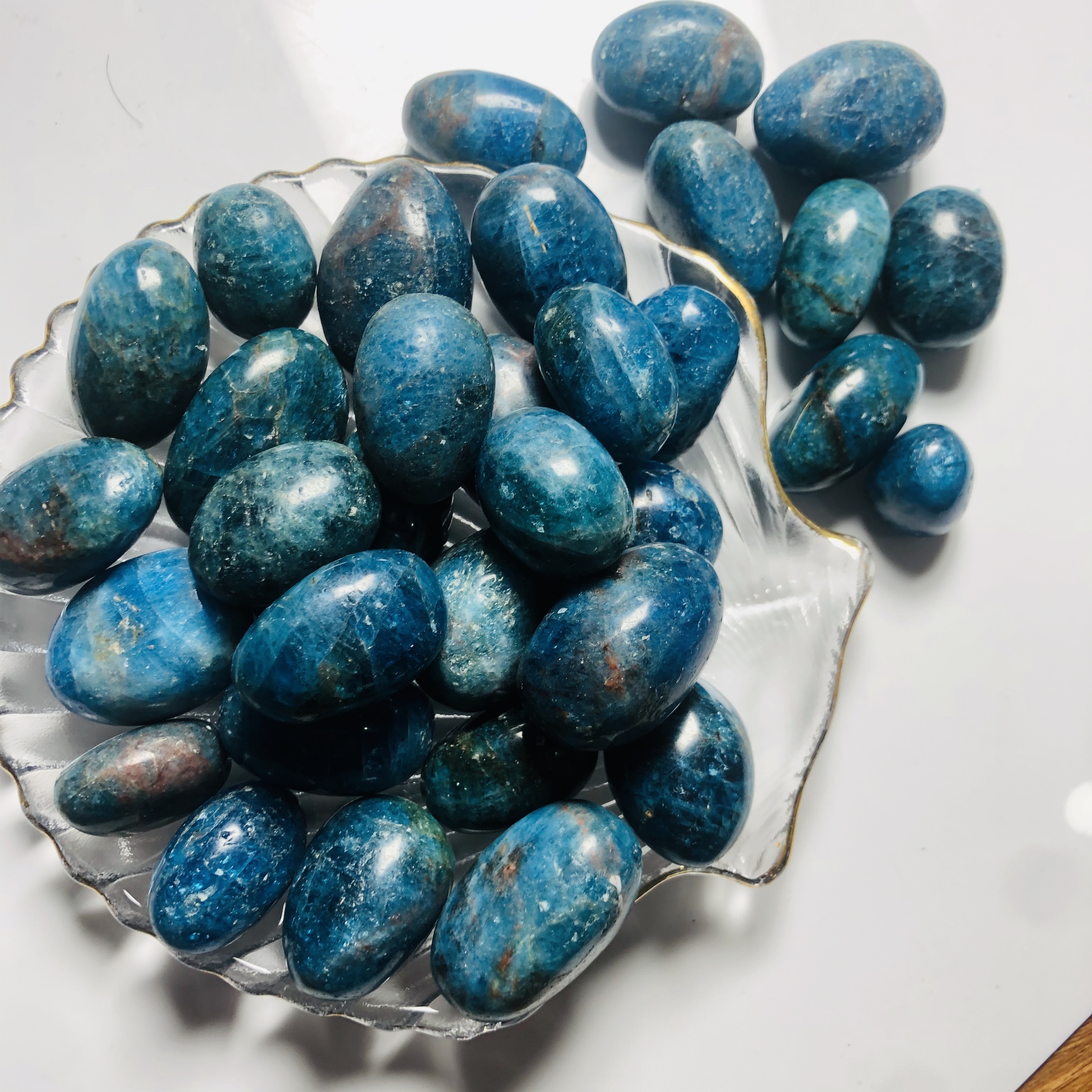 Natural healing crystal tumbled stone polished blue apatite tumble fengshui quartz gemstone folk crafts for decoration