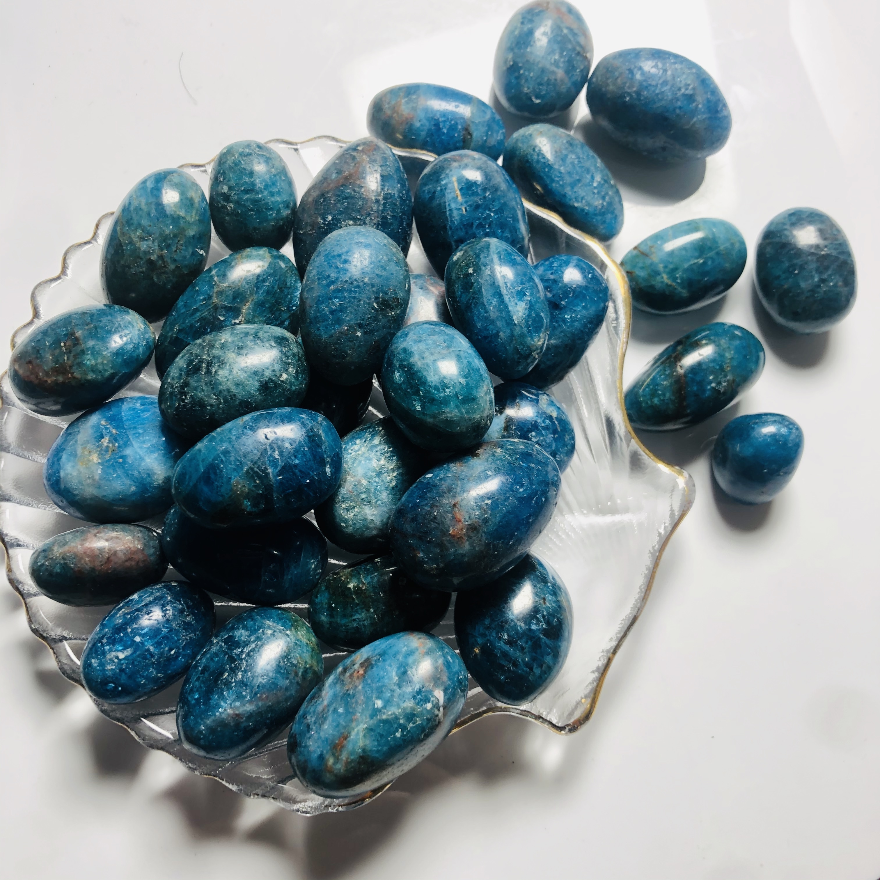 Natural healing crystal tumbled stone polished blue apatite tumble fengshui quartz gemstone folk crafts for decoration