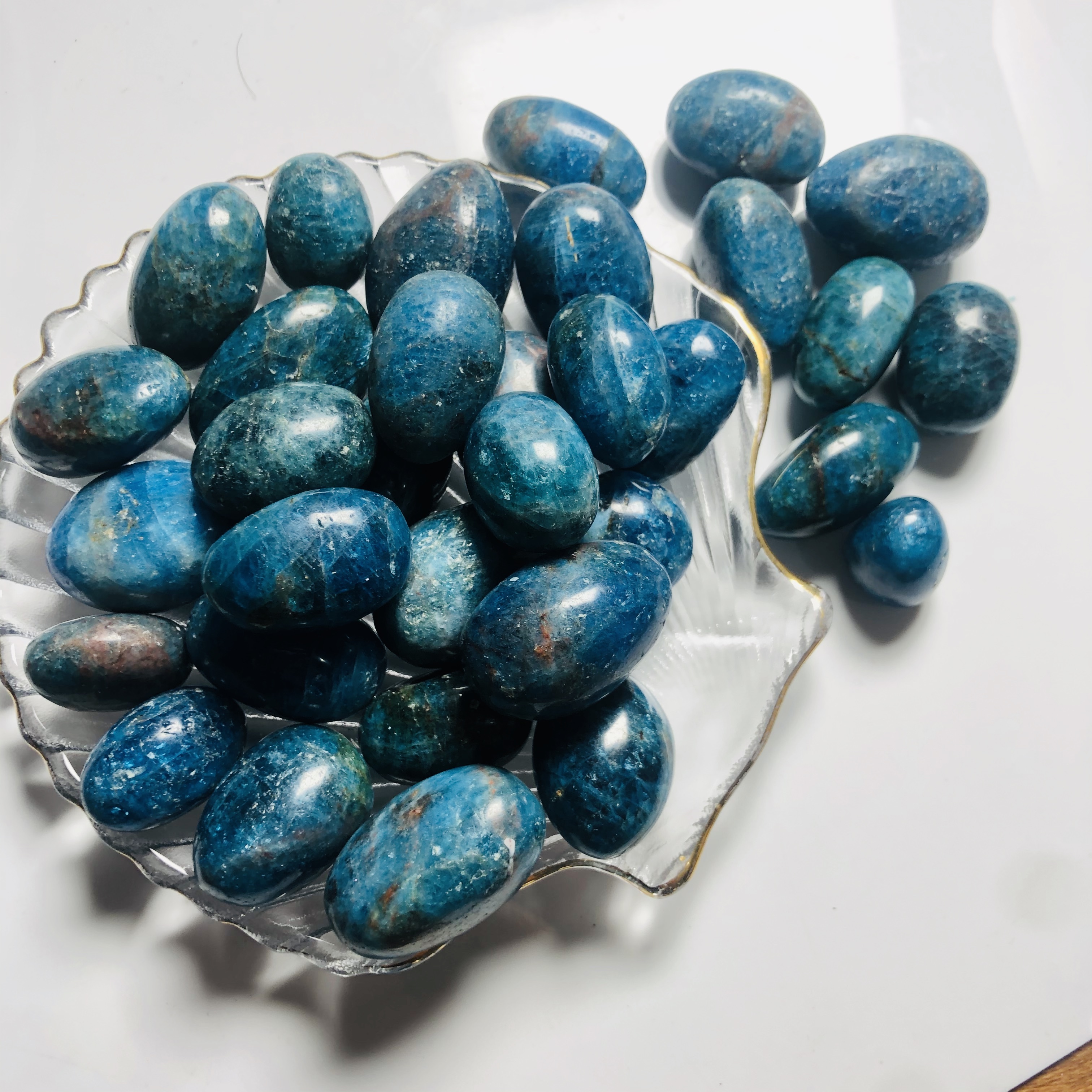 Natural healing crystal tumbled stone polished blue apatite tumble fengshui quartz gemstone folk crafts for decoration