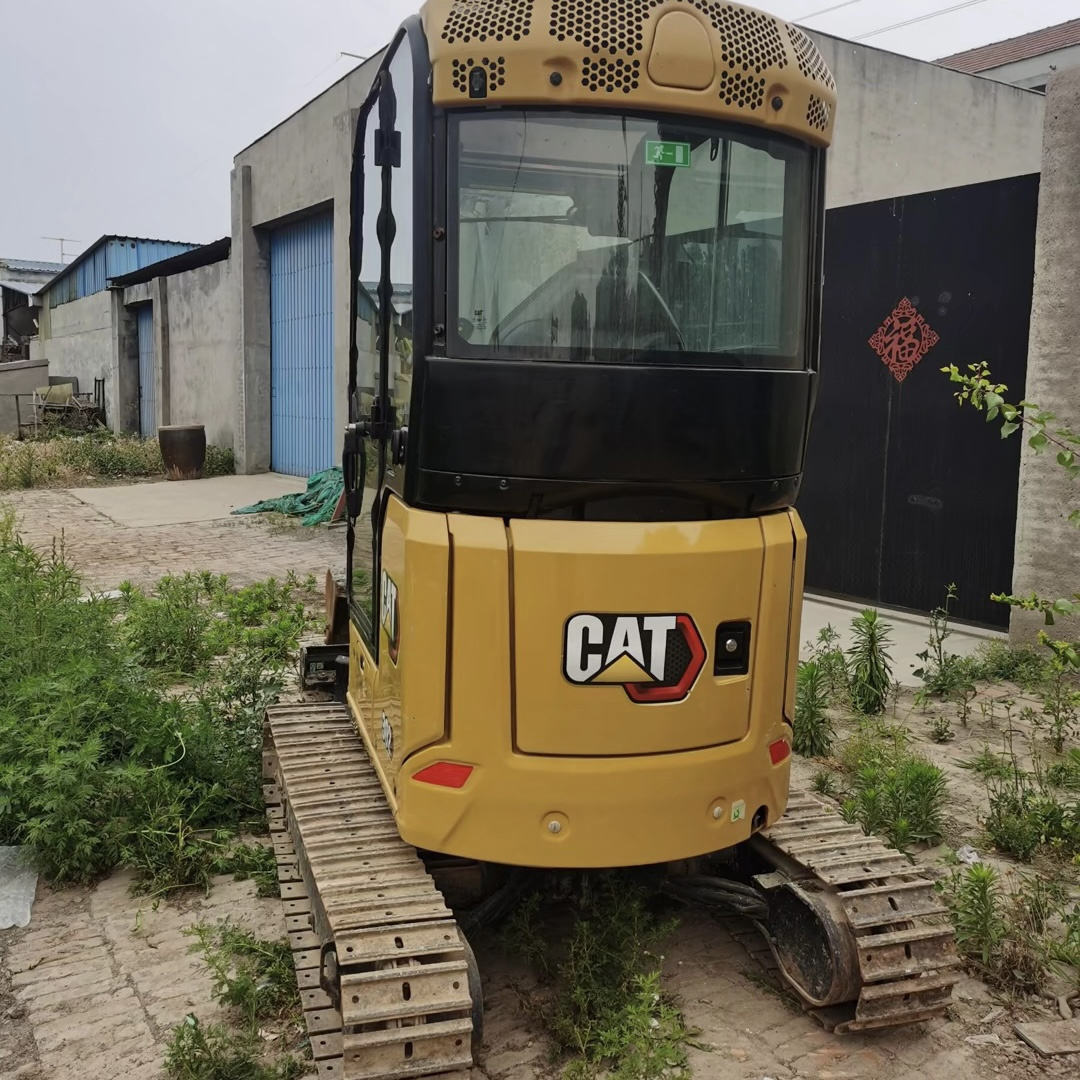 Used CAT 302 crawler mini excavator 2 ton Japanese original Mini Excavators for sale.