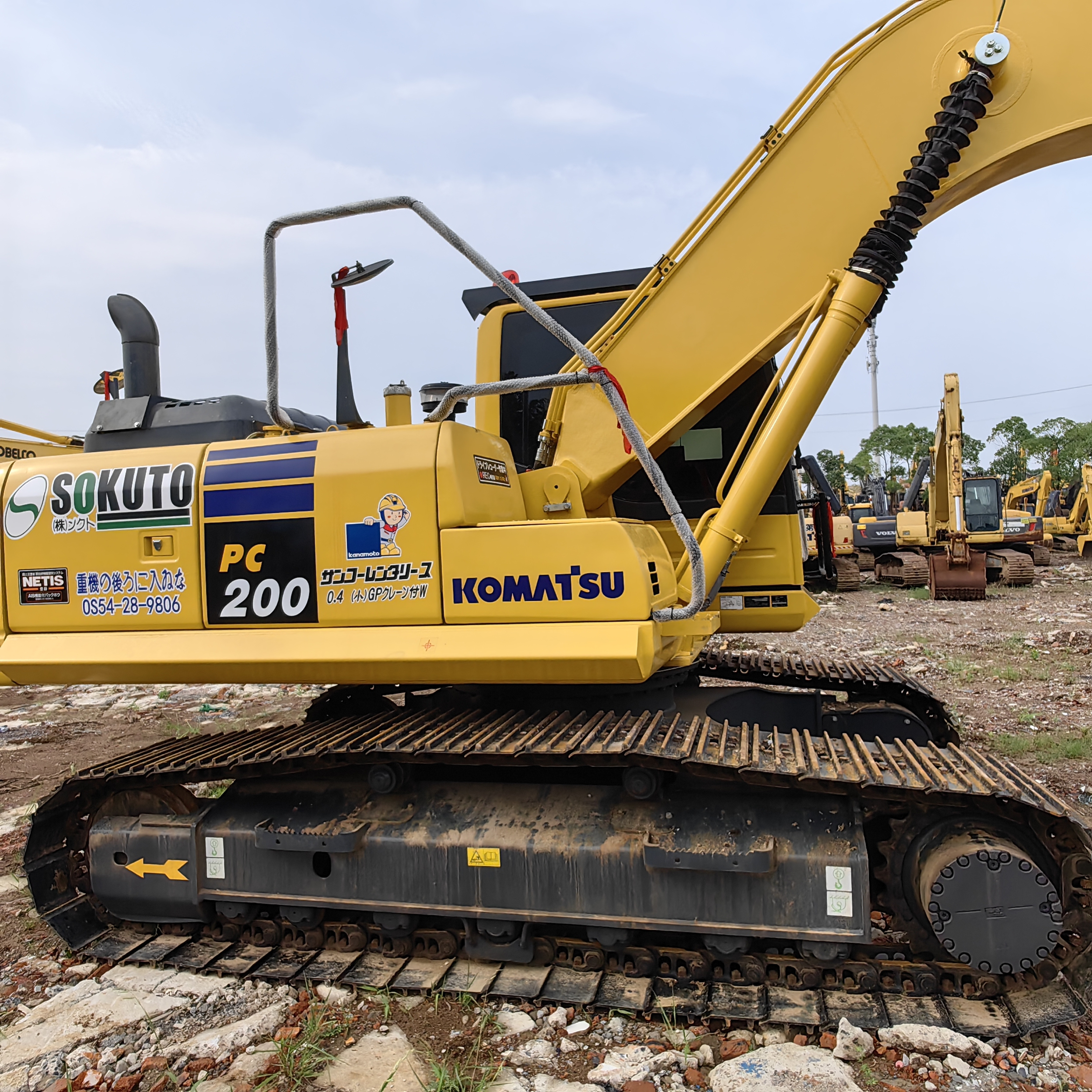 Used PC200-8 KOMATSU 20 ton crawler excavator komatsu pc 200-8 used komatsu pc 200 excavator for sale