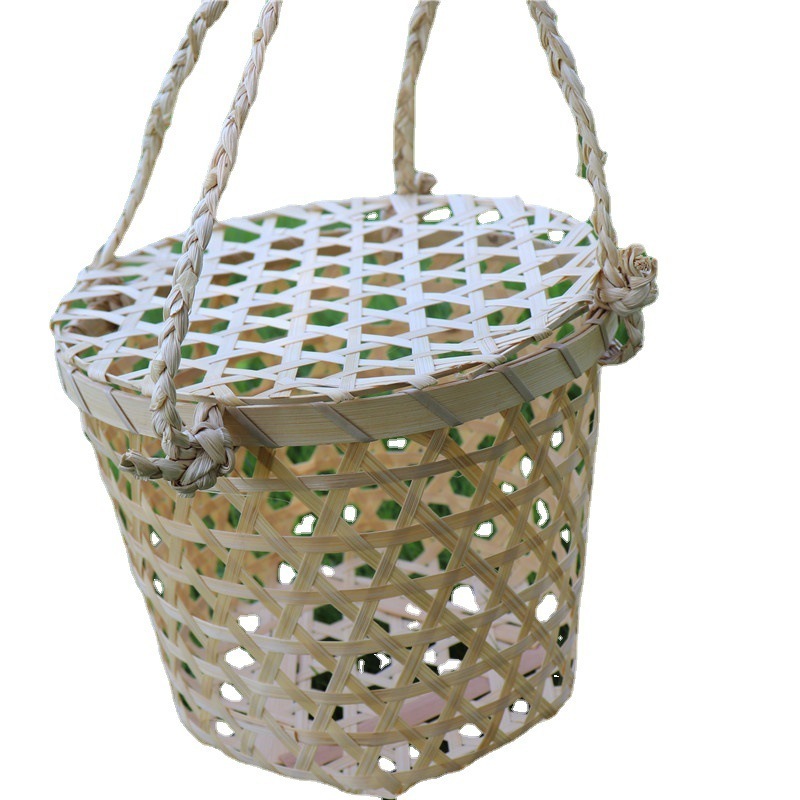 Handmade Green Bamboo Storage Basket Rattan Weaving for Fruit Bread Flowers Picnic Handheld Crafted Bamboo Crafts