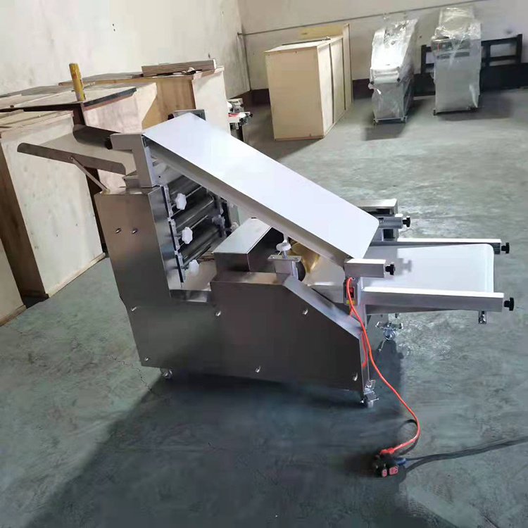 Pizza Dough Roller Machine Industrial Electric Automatic Dough Roller Sheeter Pizza Base Making Machine