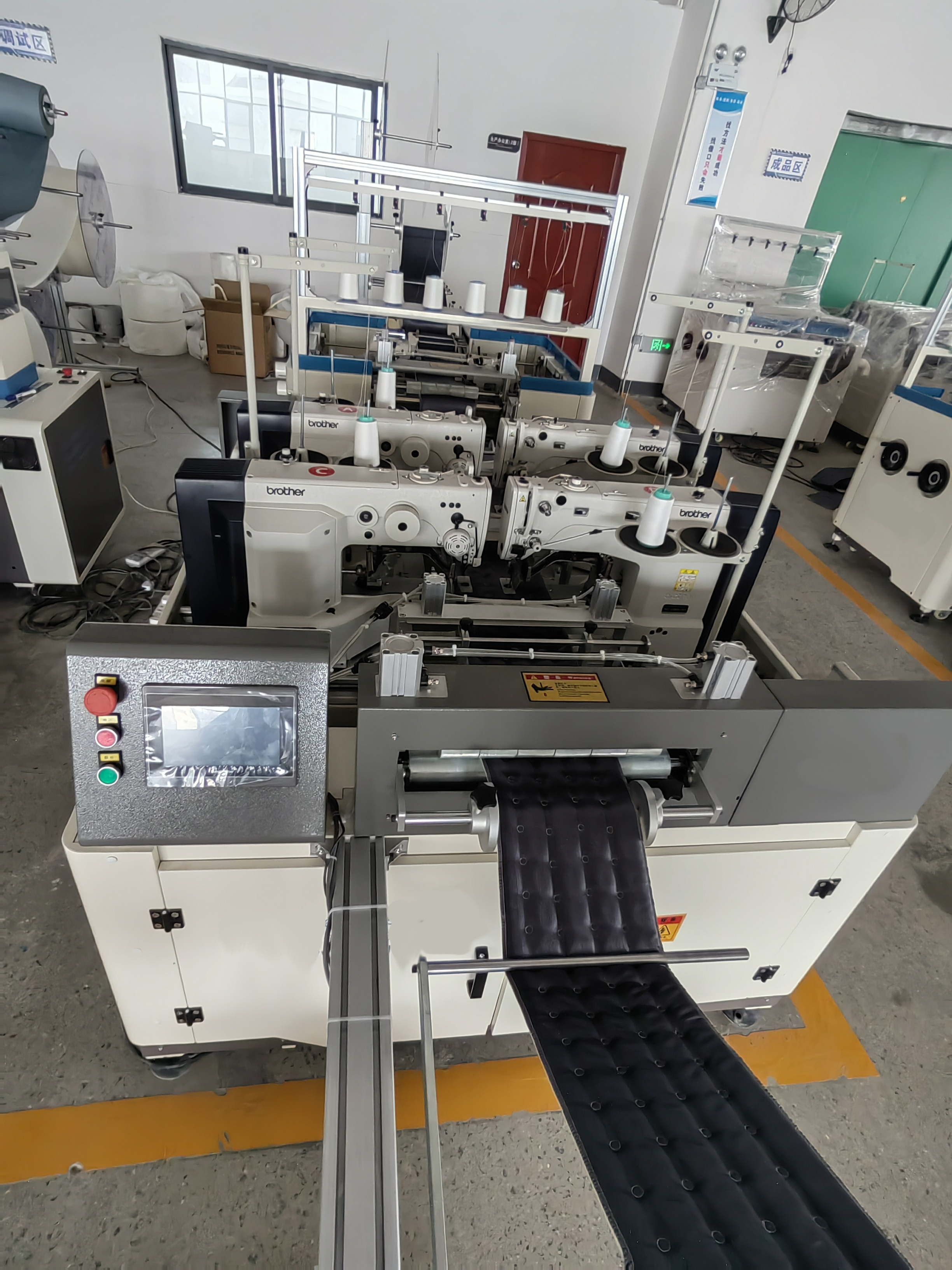 Automatic factory price four heads dotting mattress border sewing decorative webbing machine