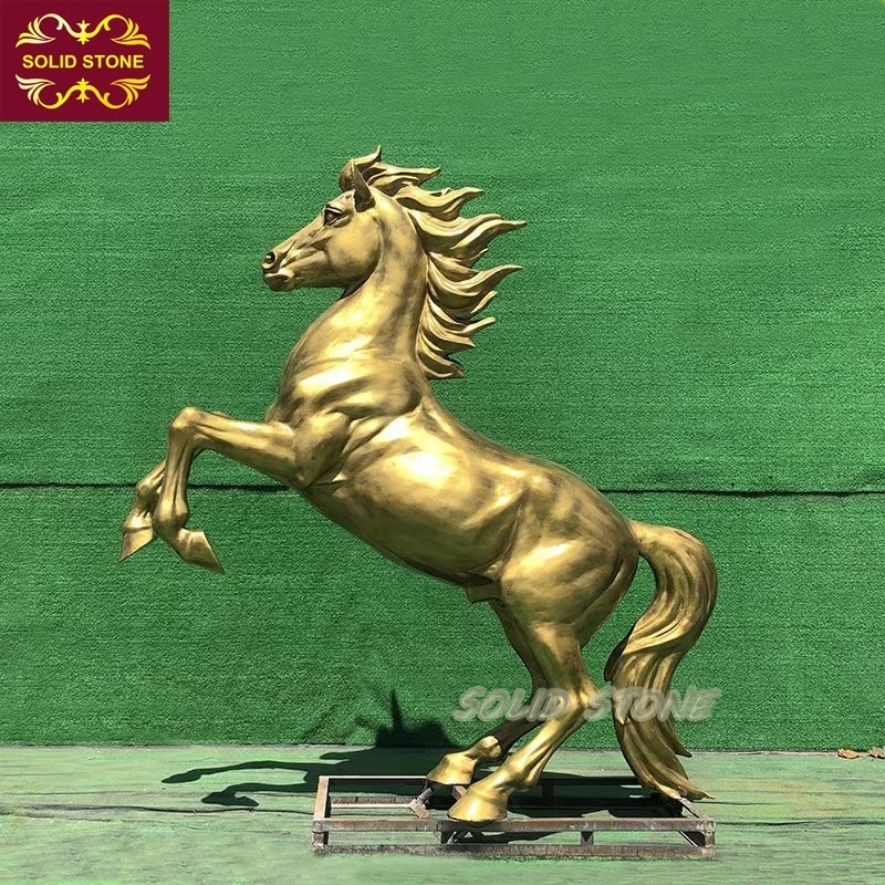 Factory direct supply outdoor fiberglass sculpture life size resin horse