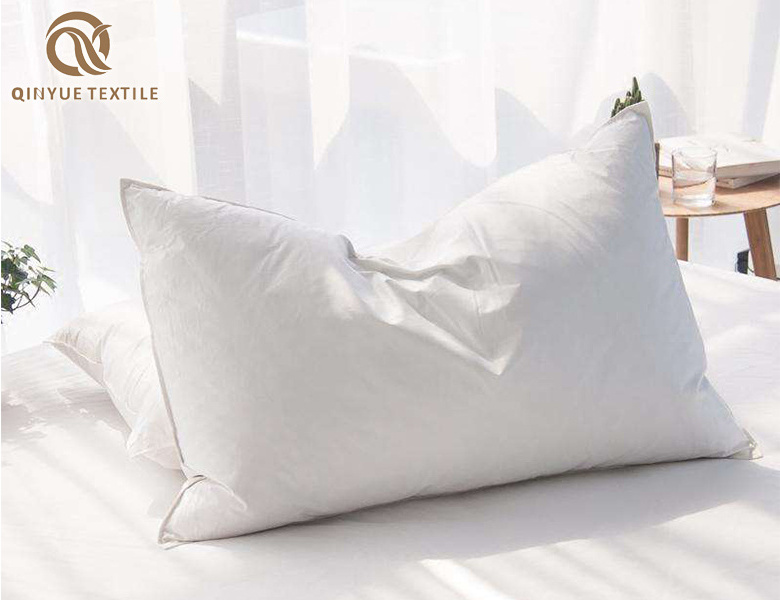 Standard Size Hot Selling Handmade Silk Pillow breathable Silk Filling Pillow