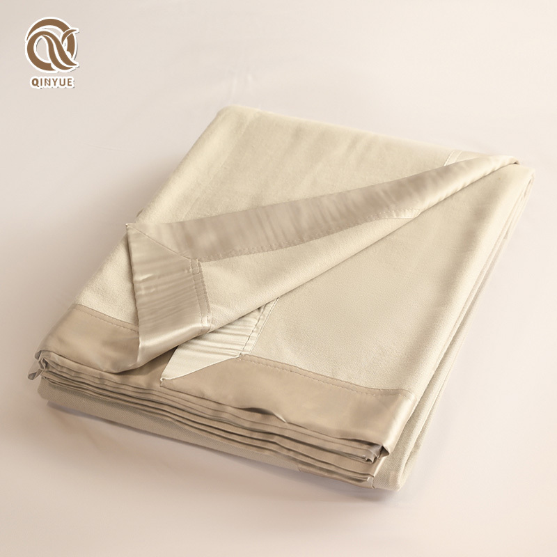 Wholesale Cooling High Quality Made Of Soft And Warm Lightweight Faux Wool Plain Bamboo King Size Bedspread Blanket