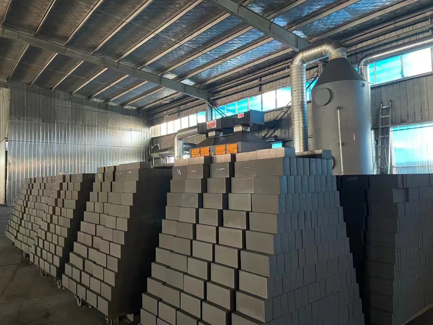 High Purity Graphite Lining Material Magnesia Carbon Brick For Phosphoric Digestion Tank