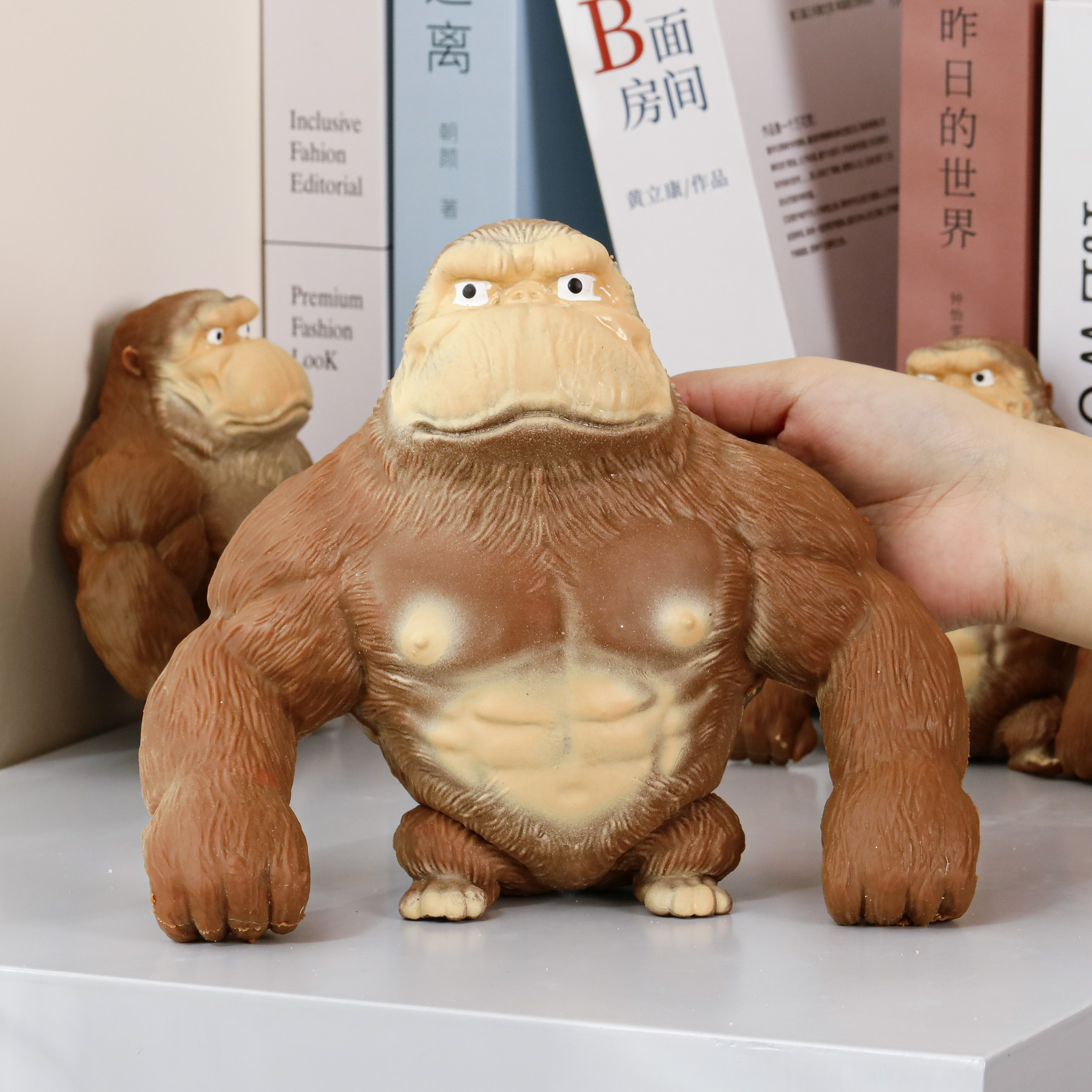 hot selling gorilla filled sands stretch TPR stress relief squeeze toy